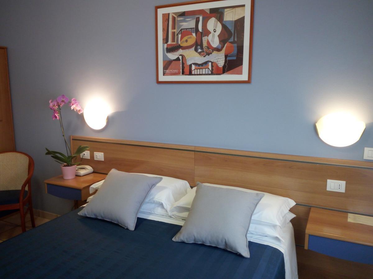 Hotel San Lorenzo Pegognaga Rum bild